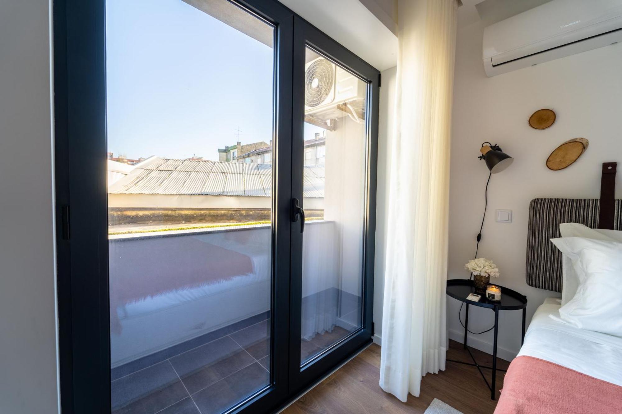 Joao Da Ponte - T1 Altice Forum Braga By House And People Bagian luar foto